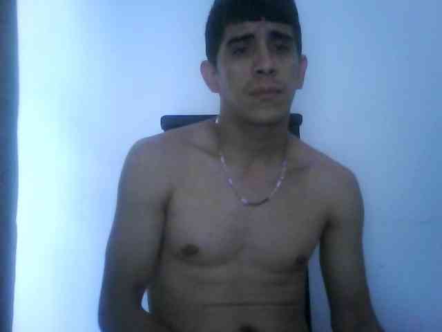 adrian-fire Live Webcam on BongaCams