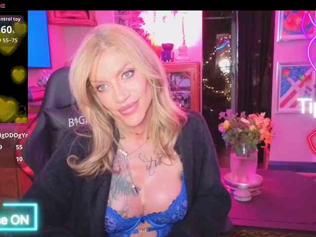 shytransuk Live Webcam on BongaCams