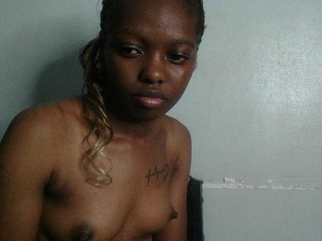 Paradisedoll's BongaCams show and profile