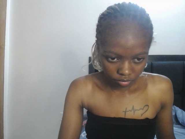 Paradisedoll's BongaCams show and profile