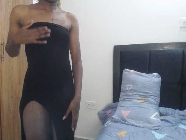 Paradisedoll's BongaCams show and profile