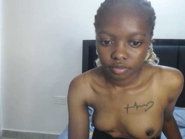 Paradisedoll's BongaCams show and profile