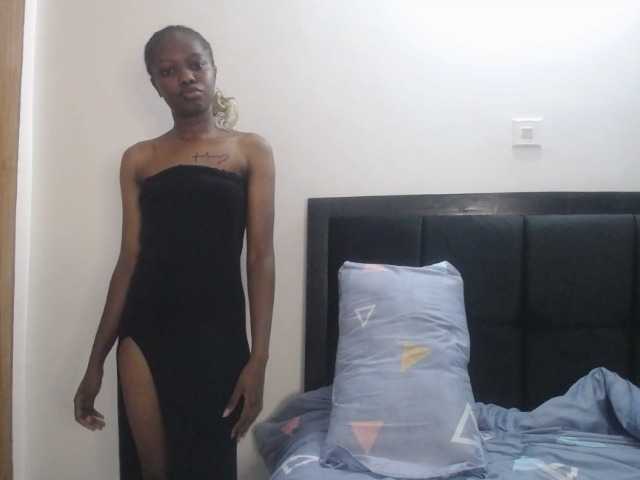 Paradisedoll's BongaCams show and profile