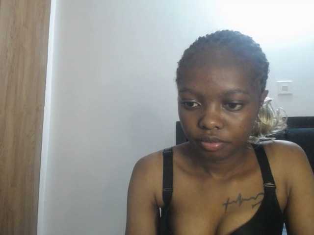 Paradisedoll's BongaCams show and profile