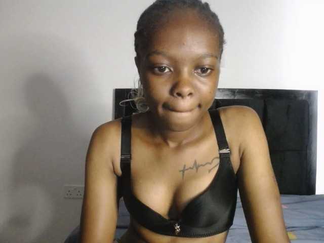 Paradisedoll's BongaCams show and profile