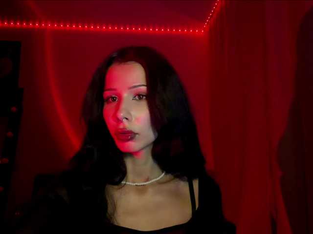 221Ava221's BongaCams show and profile