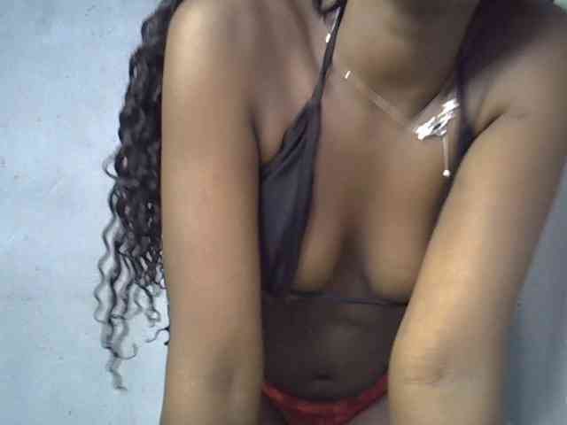 ExoticKiara1 webcam