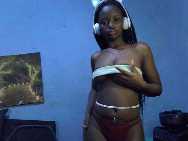 ExoticKiara1 webcam