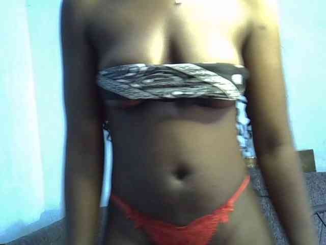 ExoticKiara1 webcam
