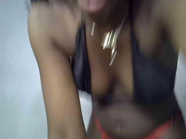ExoticKiara1 webcam