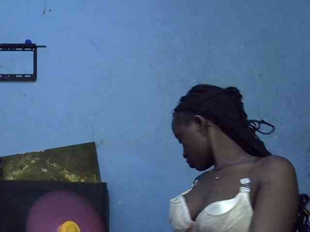 ExoticKiara1 Live Webcam on BongaCams