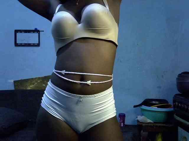 ExoticKiara1 Live Webcam on BongaCams