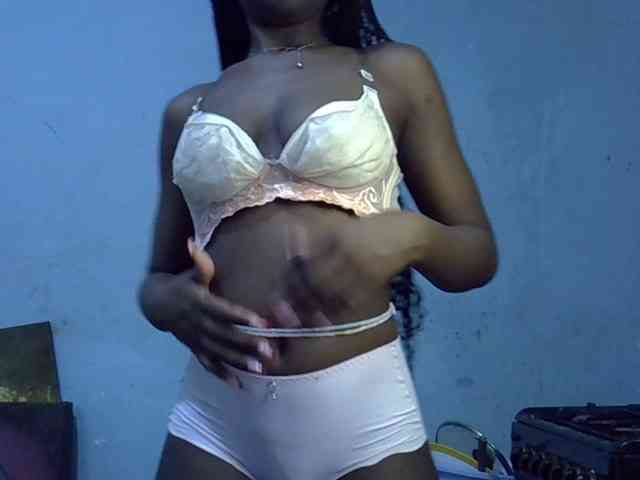 ExoticKiara1 Live Webcam on BongaCams