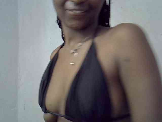 ExoticKiara1 webcam