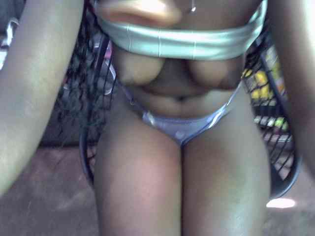 ExoticKiara1 webcam
