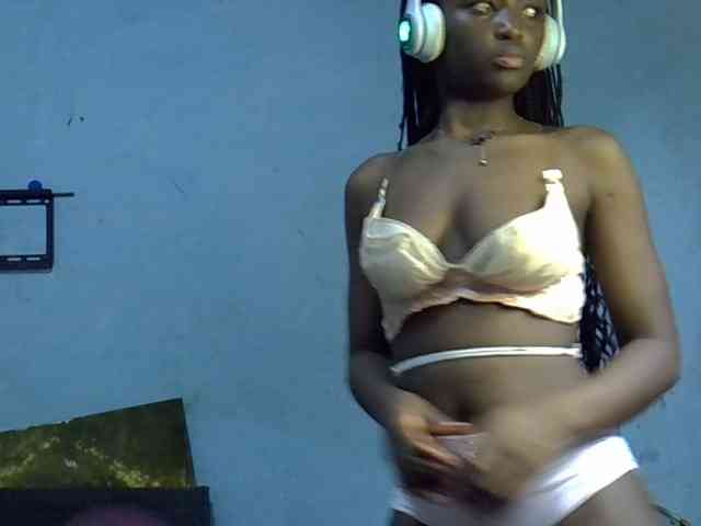 ExoticKiara1 ExoticKiara1