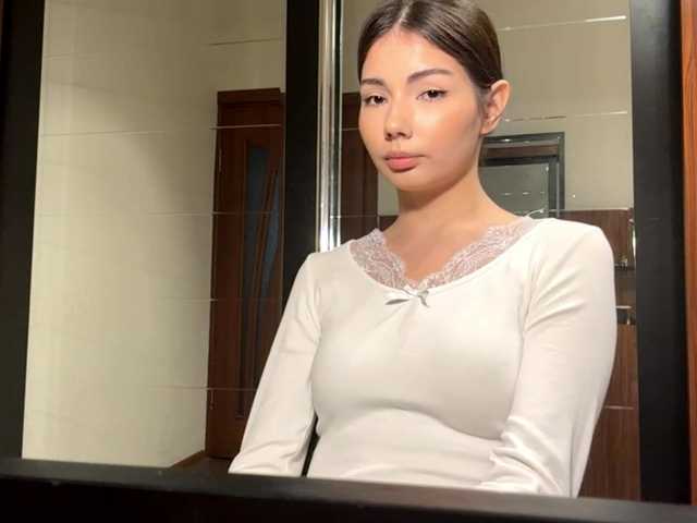 KeeshaSouthard's BongaCams show and profile