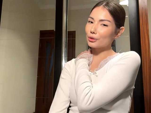 KeeshaSouthard's BongaCams show and profile