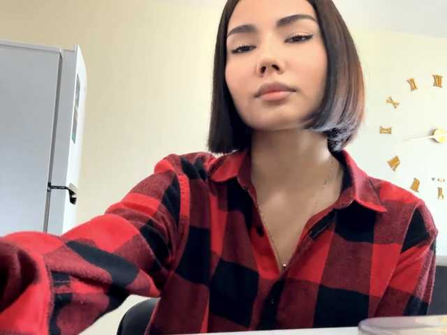 KeeshaSouthard's BongaCams show and profile