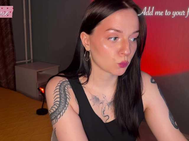 AriaBlance's BongaCams show and profile