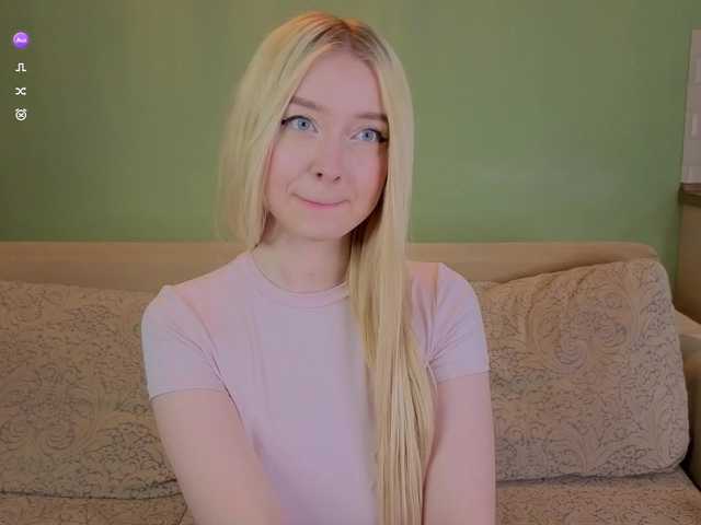 Erlenbayer's BongaCams show and profile