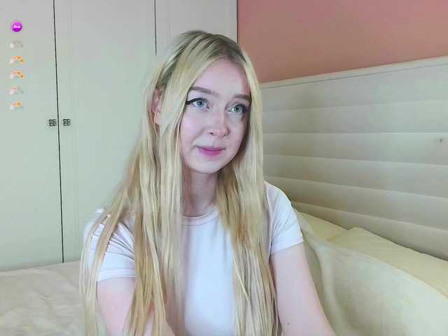 Erlenbayer's BongaCams show and profile