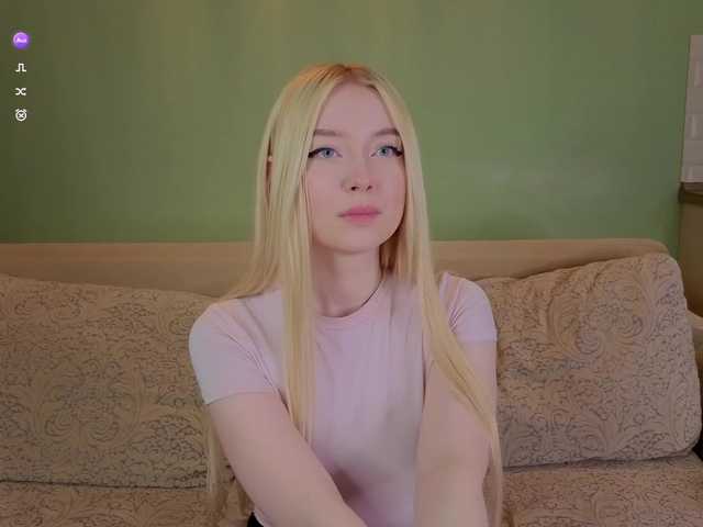 Erlenbayer's BongaCams show and profile