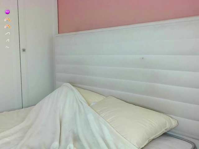 Erlenbayer's BongaCams show and profile