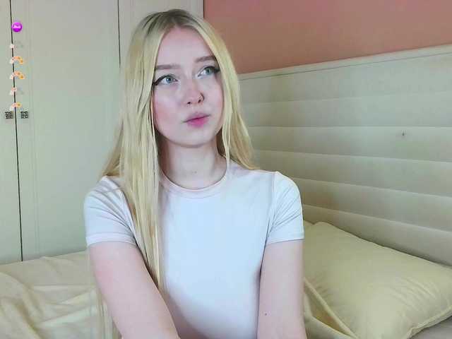 Erlenbayer's BongaCams show and profile