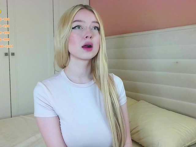 Erlenbayer's BongaCams show and profile