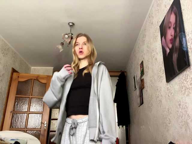 FloLifschitz's BongaCams show and profile