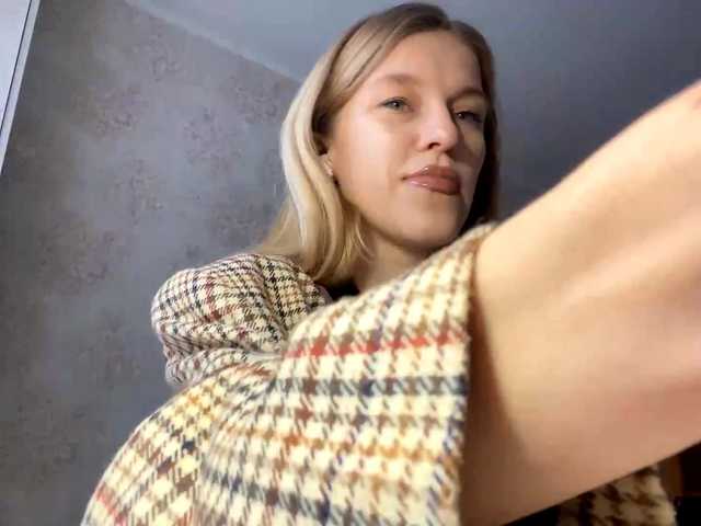 FloLifschitz's BongaCams show and profile