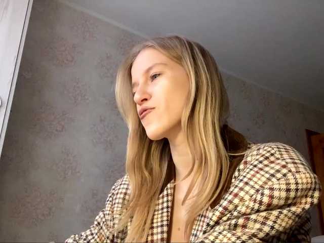 FloLifschitz's BongaCams show and profile