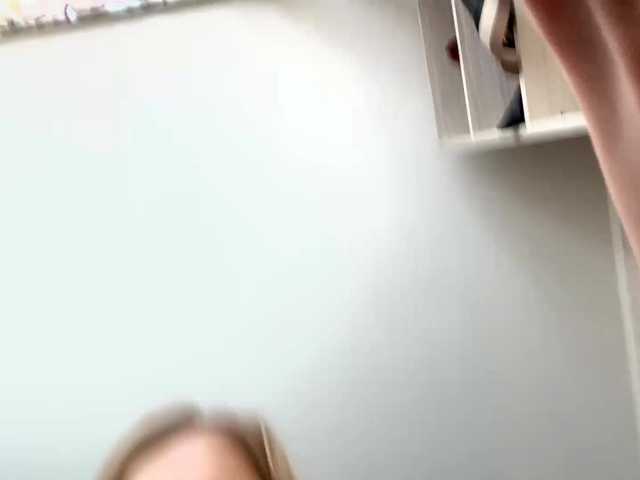 FloLifschitz's BongaCams show and profile