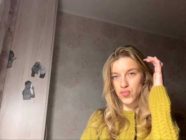 FloLifschitz's BongaCams show and profile