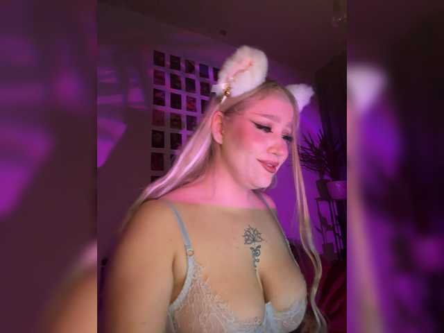 Preview of glamorousblonde