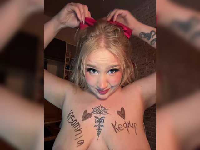 GlamorousBlonde's BongaCams show and profile