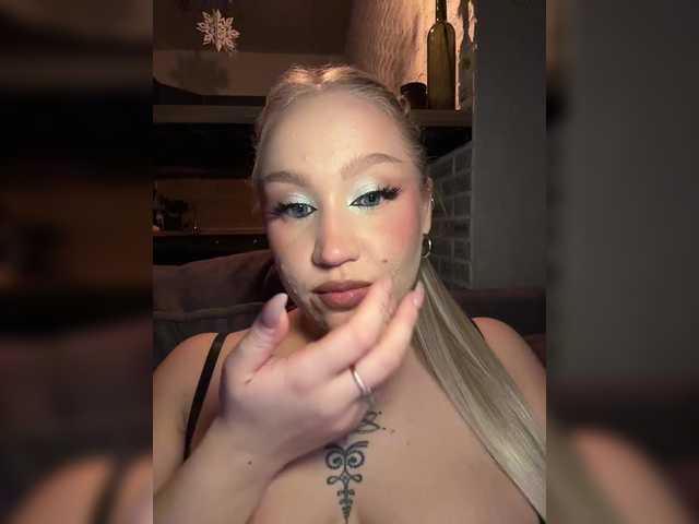 Preview of glamorousblonde