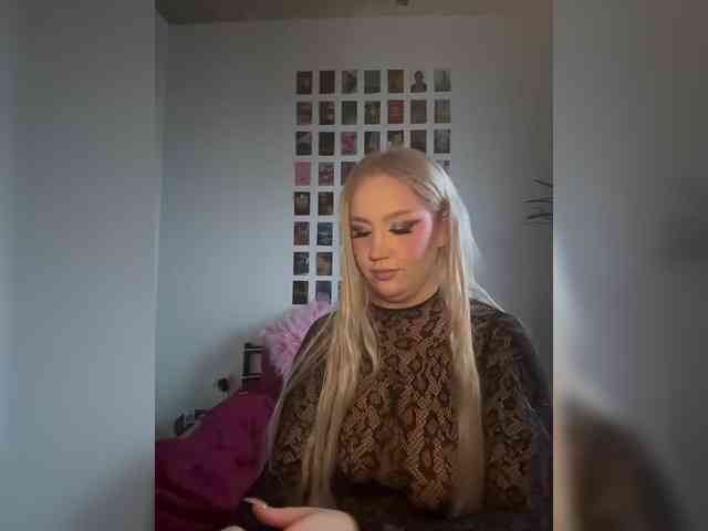 GlamorousBlonde Live Webcam on BongaCams