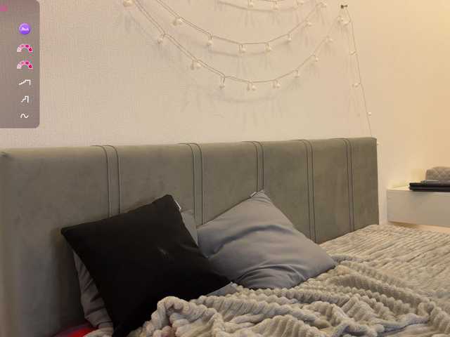 meowcha's BongaCams show and profile