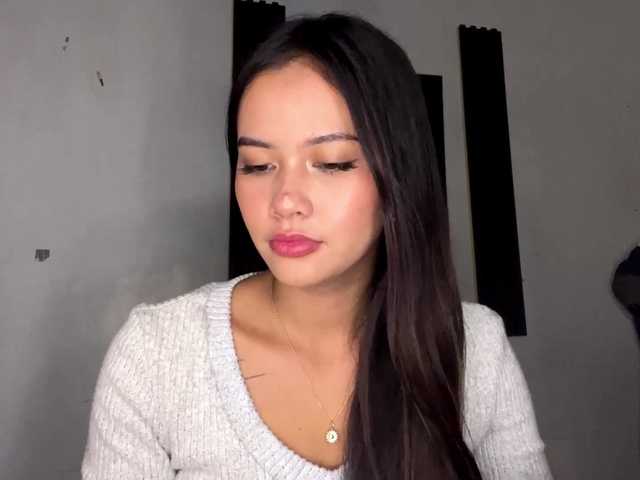 JacklynCharnley's BongaCams show and profile