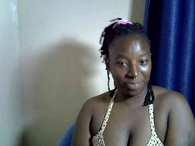 Brazdoll Live Webcam on BongaCams