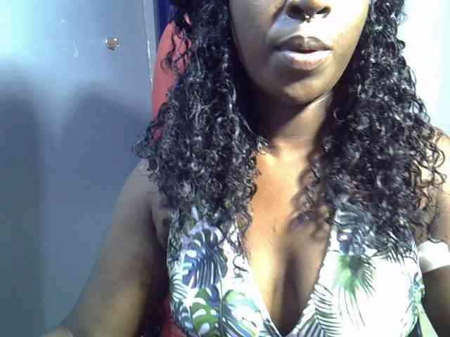 Brazdoll Live Webcam on BongaCams