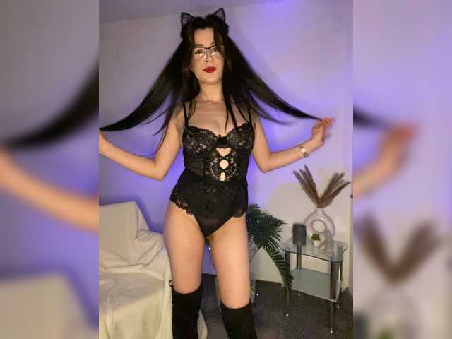 AnneBrunette6's BongaCams show and profile