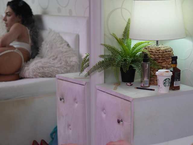 FrancescaJo's BongaCams show and profile