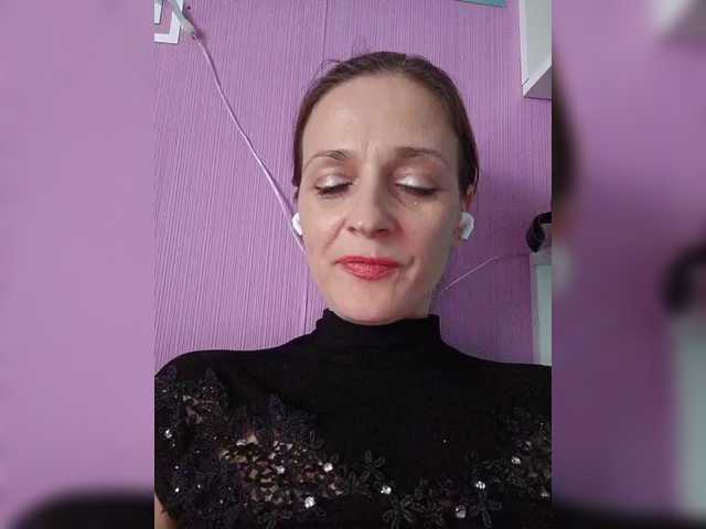 HelgaValkiriya's BongaCams show and profile