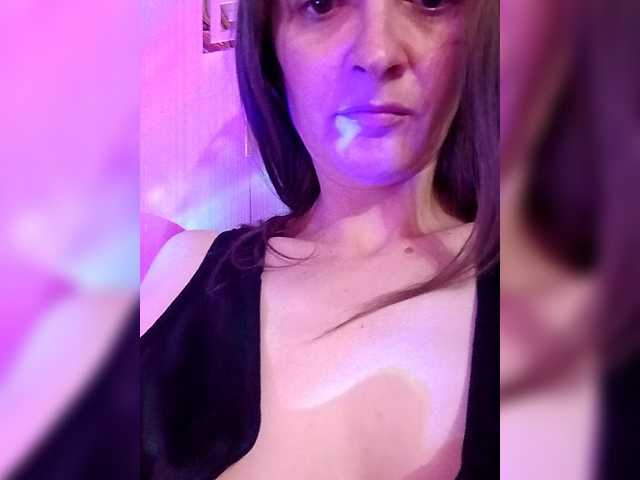 HelgaValkiriya's BongaCams show and profile