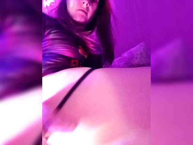 HelgaValkiriya webcam