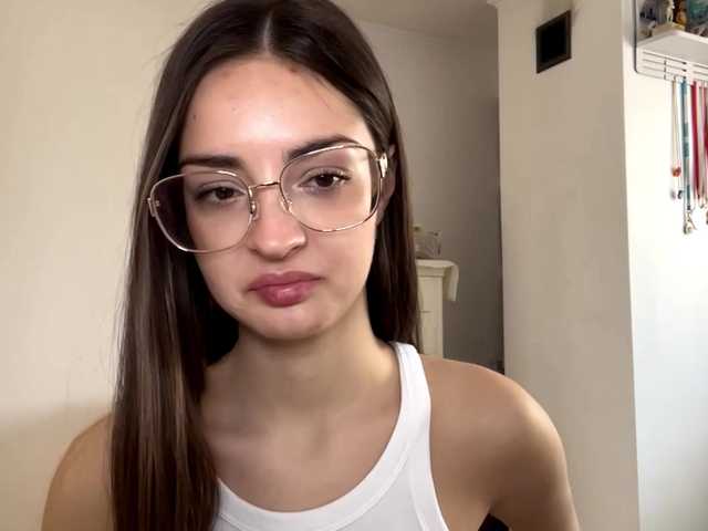 EraMinges's BongaCams show and profile