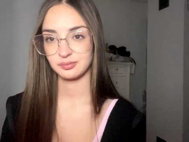 EraMinges's BongaCams show and profile